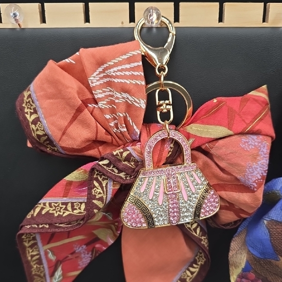 Colorful Bow Keychains with Charms - Picture 3 of 6